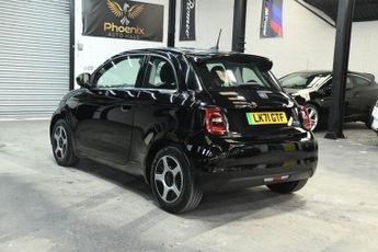 FIAT 500E 42kWh Passion Hatchback 3dr Electric Auto (118 ps)