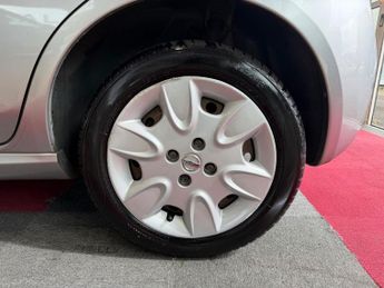 NISSAN MICRA 1.4 16v Acenta Hatchback 5dr Petrol Automatic (163 g/km, 87 bhp)