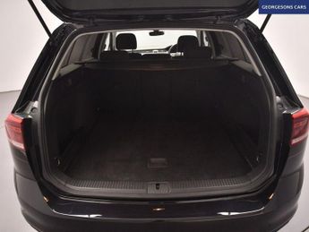 VOLKSWAGEN PASSAT 2.0 TDI EVO SE Nav Estate 5dr Diesel DSG Euro 6 (s/s) (150 ps)