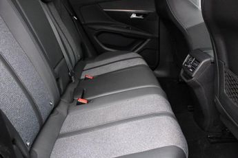 PEUGEOT 3008 1.2 PureTech GPF Allure SUV 5dr Petrol EAT Euro 6 (s/s) (130 ps)
