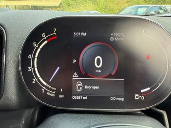 MINI COUNTRYMAN 1.5 Cooper Classic SUV 5dr Petrol Steptronic Euro 6 (s/s) (136 p