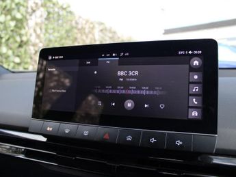 MG MG4 51kWh SE Hatchback 5dr Electric Auto (170 ps)