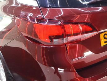 VAUXHALL ASTRA 1.4i Turbo Elite Nav Sports Tourer 5dr Petrol Auto Euro 6 (s/s) 