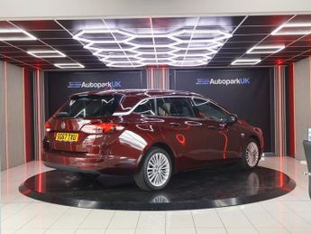 VAUXHALL ASTRA 1.4i Turbo Elite Nav Sports Tourer 5dr Petrol Auto Euro 6 (s/s) 