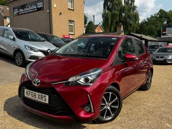 Toyota Yaris 1.0 VVT-i Icon Tech Hatchback 5dr Petrol Manual Euro 6 (72 ps)