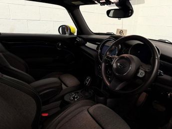 MINI Electric Hatch Cooper SE 32.6kWh Level 2 Hatchback 3dr Electric Auto (184 ps)