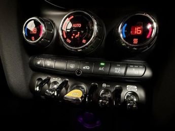 MINI Electric Hatch Cooper SE 32.6kWh Level 2 Hatchback 3dr Electric Auto (184 ps)