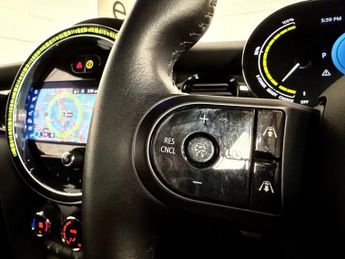 MINI Electric Hatch Cooper SE 32.6kWh Level 2 Hatchback 3dr Electric Auto (184 ps)