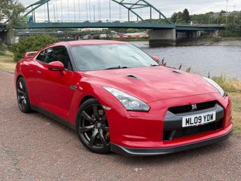 Nissan GT-R 3.8 V6 Black Edition Coupe 2dr Petrol Auto 4WD Euro 4 (485 ps)