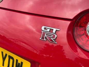 NISSAN GT-R 3.8 V6 Black Edition Coupe 2dr Petrol Auto 4WD Euro 4 (485 ps)