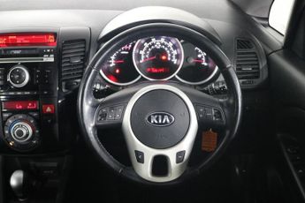 KIA VENGA 1.6 3 MPV 5dr Petrol Auto Euro 5 (Sat Nav) (123 bhp)