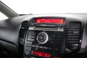 KIA VENGA 1.6 3 MPV 5dr Petrol Auto Euro 5 (Sat Nav) (123 bhp)