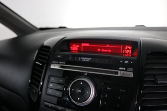 KIA VENGA 1.6 3 MPV 5dr Petrol Auto Euro 5 (Sat Nav) (123 bhp)