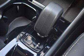 VOLVO XC40 1.5h T5 Recharge 10.7kWh Ultimate Dark SUV 5dr Petrol Plug-in Hy