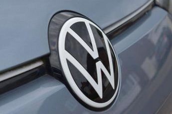 VOLKSWAGEN ID.3 Pro Performance 58kWh Life Hatchback 5dr Electric Auto (204 ps)