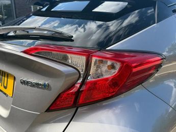TOYOTA C-HR 1.8 VVT-h Excel SUV 5dr Petrol Hybrid CVT Euro 6 (s/s) (122 ps)
