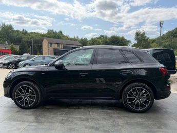 AUDI Q5 2.0 TDI 40 S line SUV 5dr Diesel S Tronic quattro Euro 6 (s/s) (