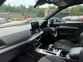 AUDI Q5 2.0 TDI 40 S line SUV 5dr Diesel S Tronic quattro Euro 6 (s/s) (