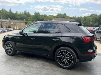 AUDI Q5 2.0 TDI 40 S line SUV 5dr Diesel S Tronic quattro Euro 6 (s/s) (