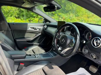 MERCEDES-BENZ CLA 1.6 CLA200 AMG Line Night Edition (Plus) Coupe 4dr Petrol 7G-DCT