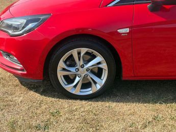 VAUXHALL ASTRA 1.6 CDTi ecoTEC BlueInjection SRi Hatchback 5dr Diesel Manual Eu