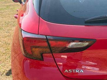 VAUXHALL ASTRA 1.6 CDTi ecoTEC BlueInjection SRi Hatchback 5dr Diesel Manual Eu