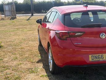 VAUXHALL ASTRA 1.6 CDTi ecoTEC BlueInjection SRi Hatchback 5dr Diesel Manual Eu
