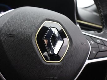 RENAULT ARKANA 1.6 E-TECH E-Tech engineered SUV 5dr Petrol Hybrid Auto 2WD Euro