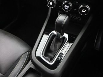 RENAULT ARKANA 1.6 E-TECH E-Tech engineered SUV 5dr Petrol Hybrid Auto 2WD Euro