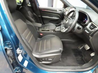 RENAULT ARKANA 1.6 E-TECH E-Tech engineered SUV 5dr Petrol Hybrid Auto 2WD Euro