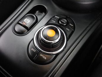 MINI COUNTRYMAN 1.5 Cooper Sport SUV 5dr Petrol Steptronic Euro 6 (s/s) (136 ps)