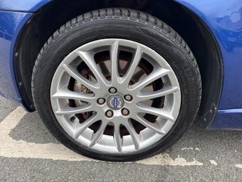 VOLVO S40 2.0D SE Lux Saloon 4dr Diesel Manual Euro 4 (136 ps)