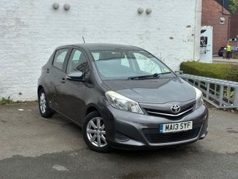 TOYOTA YARIS 1.33 Dual VVT-i TR Hatchback 5dr Petrol Manual Euro 5 (101 ps)