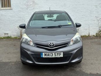 TOYOTA YARIS 1.33 Dual VVT-i TR Hatchback 5dr Petrol Manual Euro 5 (101 ps)