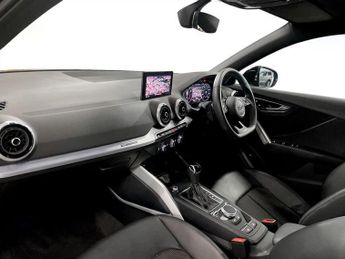 AUDI Q2 1.5 TFSI CoD 35 Black Edition SUV 5dr Petrol S Tronic Euro 6 (s/