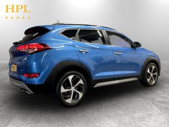 HYUNDAI TUCSON 2.0 CRDi Premium SE SUV 5dr Diesel Auto 4WD Euro 6 (136 ps)