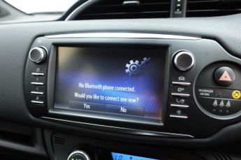 TOYOTA YARIS 1.5 VVT-h GR SPORT Hatchback 5dr Petrol Hybrid E-CVT Euro 6 (s/s