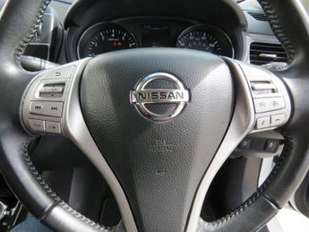 NISSAN PULSAR 1.2 DIG-T Tekna Hatchback 5dr Petrol XTRON Euro 6 (s/s) (115 ps)