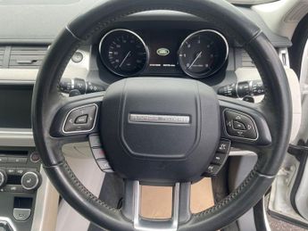 LAND ROVER RANGE ROVER EVOQUE 2.2 SD4 Pure Tech SUV 5dr Diesel Auto 4WD Euro 5 (s/s) (190 ps)