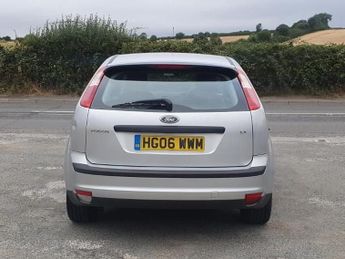 FORD FOCUS 1.6 LX Hatchback 5dr Petrol Manual (161 g/km, 113 bhp)