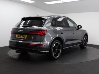 AUDI Q5 2.0 TDI 40 Black Edition SUV 5dr Diesel S Tronic quattro Euro 6 