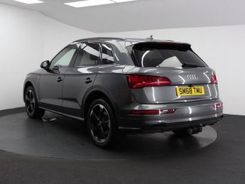 AUDI Q5 2.0 TDI 40 Black Edition SUV 5dr Diesel S Tronic quattro Euro 6 