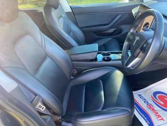 TESLA Model 3 Standard Range Plus Saloon 4dr Electric Auto RWD (241 bhp)
