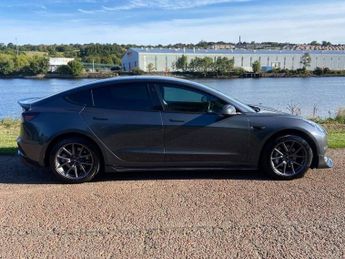 TESLA Model 3 Standard Range Plus Saloon 4dr Electric Auto RWD (241 bhp)