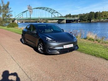TESLA Model 3 Standard Range Plus Saloon 4dr Electric Auto RWD (241 bhp)