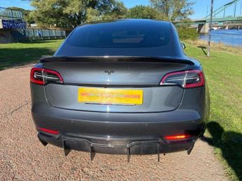 TESLA Model 3 Standard Range Plus Saloon 4dr Electric Auto RWD (241 bhp)