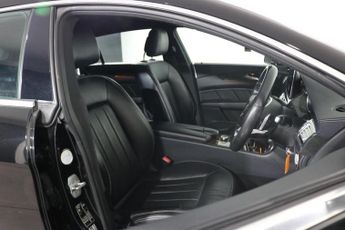 MERCEDES-BENZ CLS 2.1 CLS220d AMG Line Shooting Brake 5dr Diesel G-Tronic+ Euro 6 