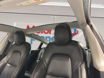 TESLA Model 3 (Dual Motor) Performance Saloon 4dr Electric Auto 4WDE (Performa