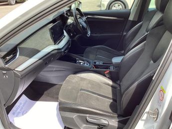 SKODA OCTAVIA 2.0 TDI SE L Estate 5dr Diesel DSG Euro 6 (s/s) (116 ps)