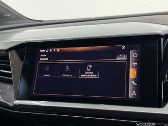 AUDI Q4 E-TRON 40 S line SUV 5dr Electric Auto 82kWh (204 ps)